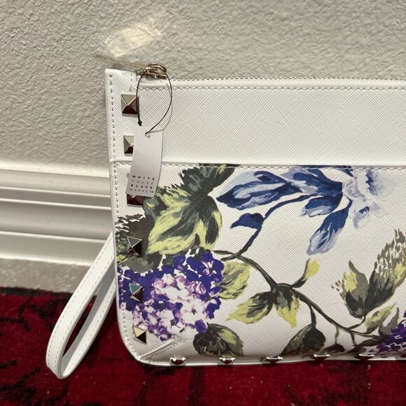 NWT White House Black Market White Floral Faux Leather Clutch/Wristlet - Picture 5 of 5